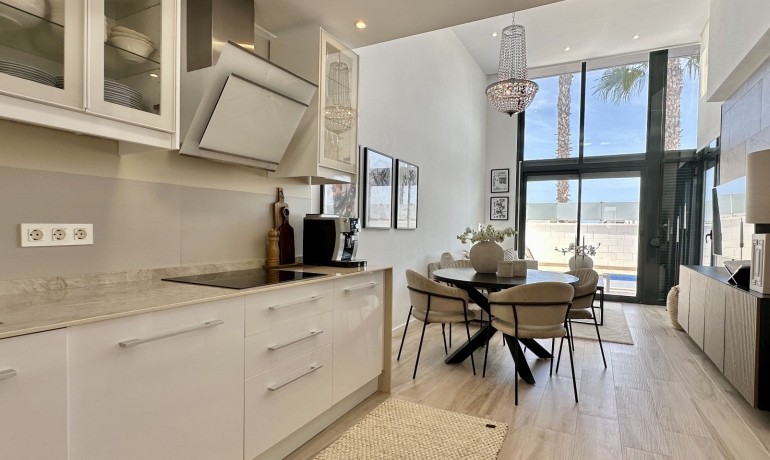 Sale - Villa -
Orihuela Costa - Lomas de Cabo Roig