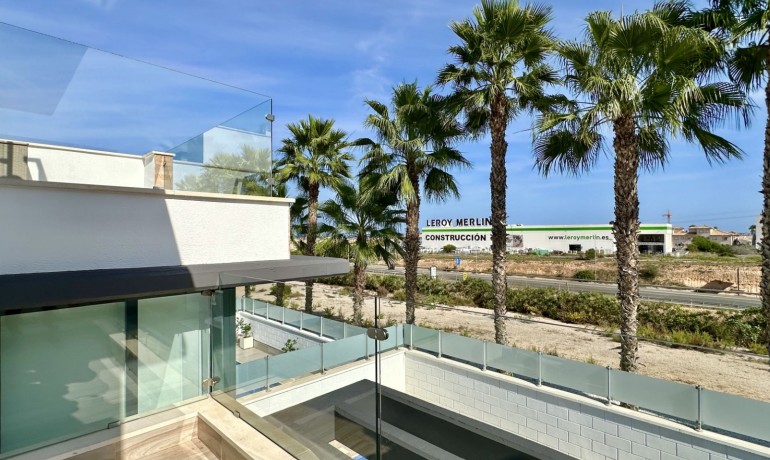 Sale - Villa -
Orihuela Costa - Lomas de Cabo Roig