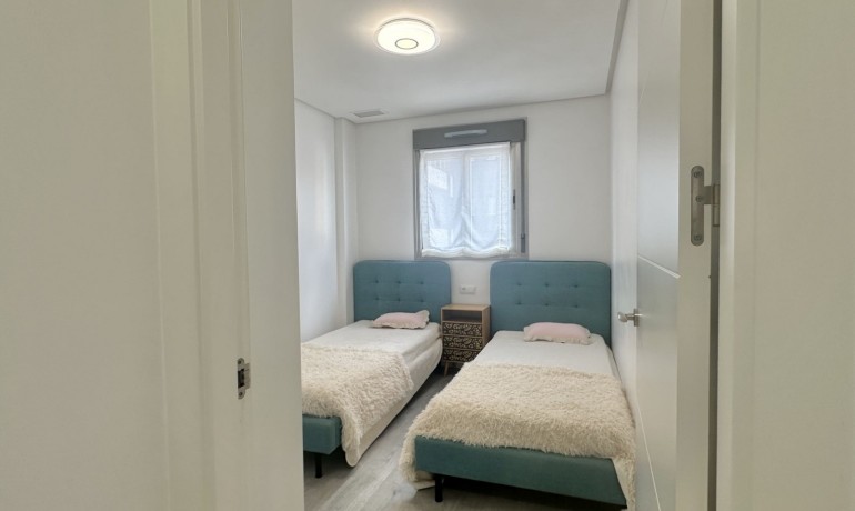 Sale - Apartment / Flat -
Orihuela Costa - Villamartin