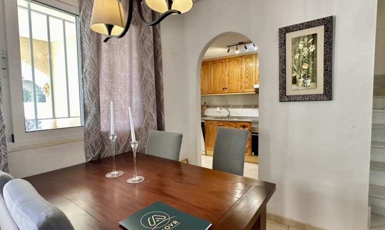 Sale - Apartment / Flat -
Orihuela Costa - Playa Flamenca