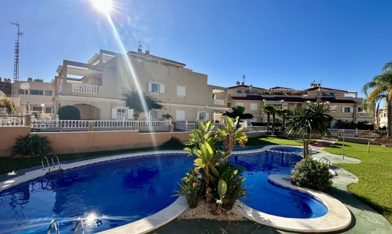 Sale - Apartment / Flat -
Orihuela Costa - Playa Flamenca