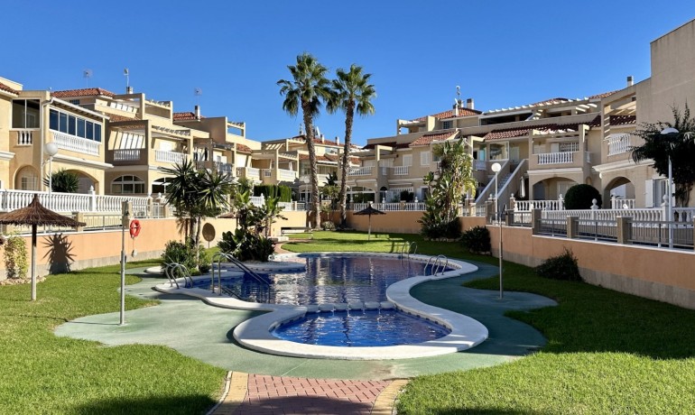 Sale - Apartment / Flat -
Orihuela Costa - Playa Flamenca