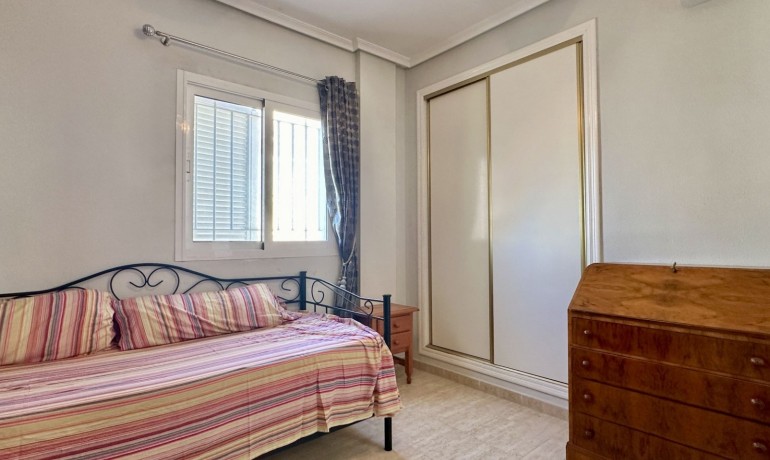 Sale - Apartment / Flat -
Orihuela Costa - Playa Flamenca