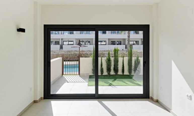 Sale - Apartment / Flat -
Torrevieja - La Veleta