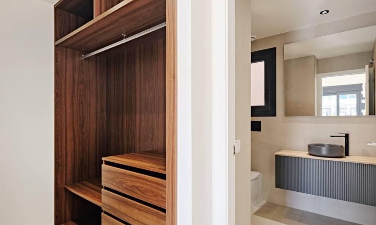 Sale - Apartment / Flat -
Torrevieja - La Veleta