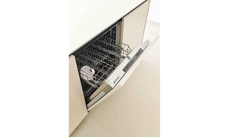 Sale - Apartment / Flat -
Torrevieja - La Veleta