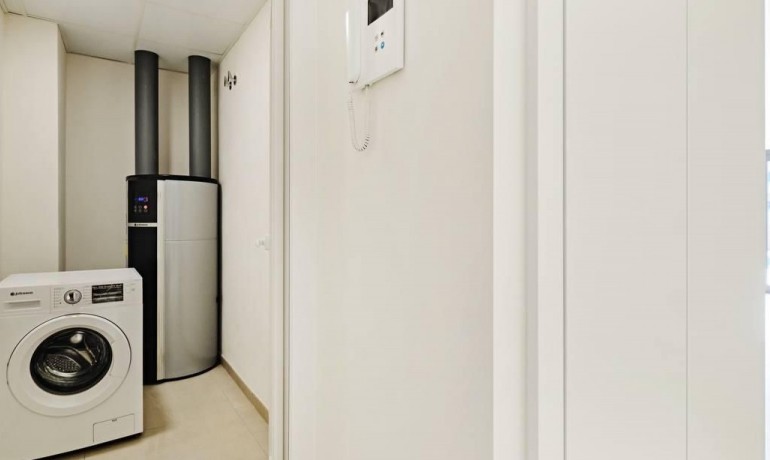 Sale - Apartment / Flat -
Torrevieja - La Veleta