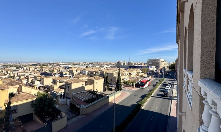 Herverkoop - Appartement / Flat -
Torrevieja