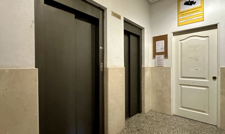 Herverkoop - Appartement / Flat -
Torrevieja