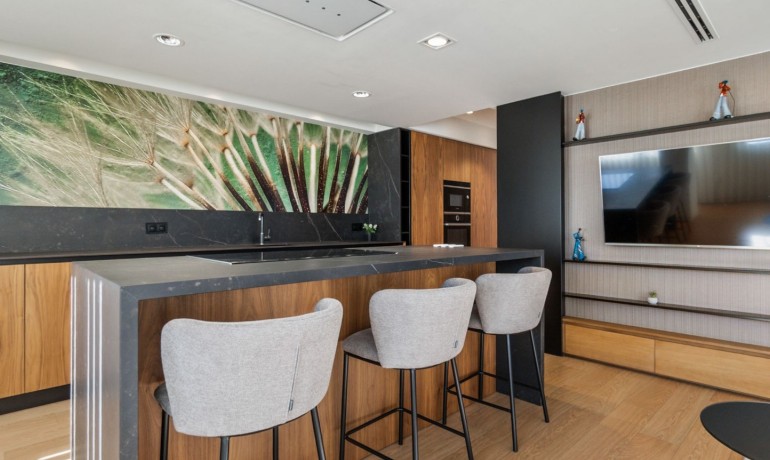 Revente - Appartement / Flat -
Torrevieja