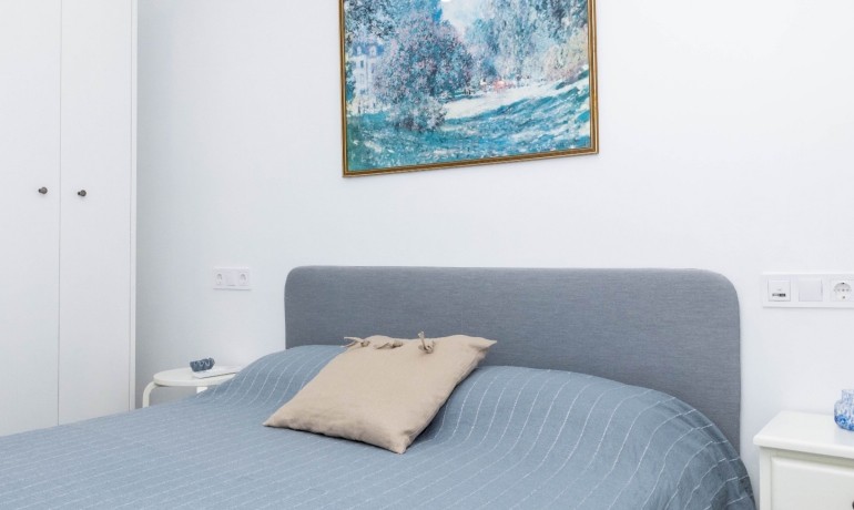 Sale - House -
Orihuela Costa - La Zenia