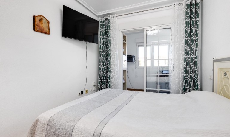 Herverkoop - Huis -
Torrevieja