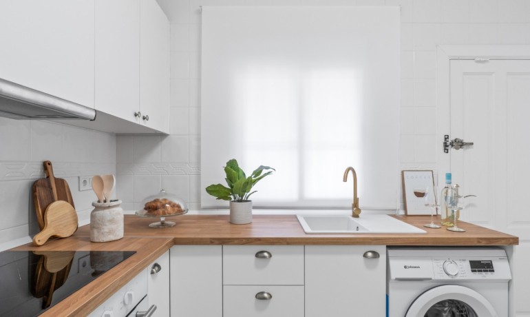 Sale - House -
Orihuela Costa - La Florida