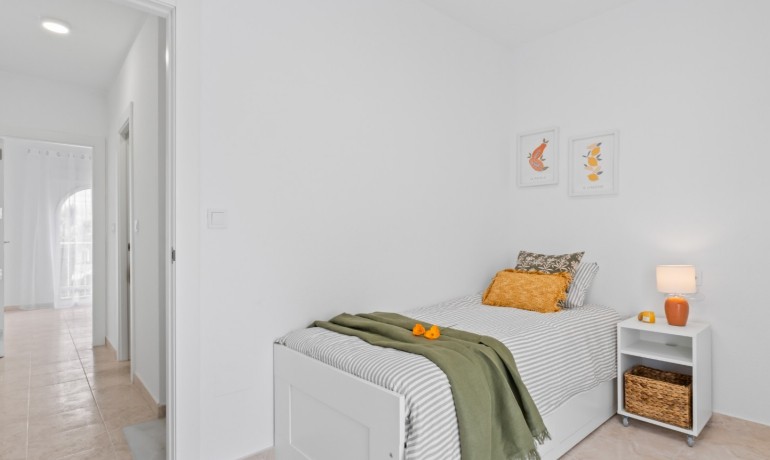 Sale - House -
Orihuela Costa - La Florida