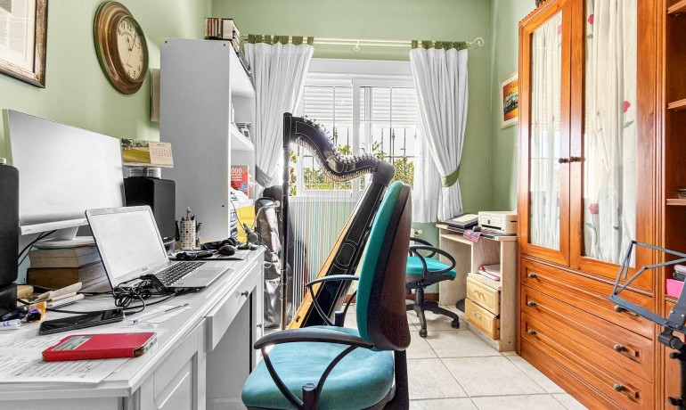 Sale - Villa -
Torrevieja - Torrelamata - La Mata