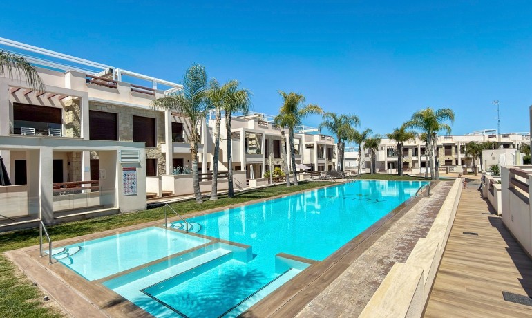 Sale - Apartment / Flat -
Torrevieja - Los Balcones - Los Altos del Edén