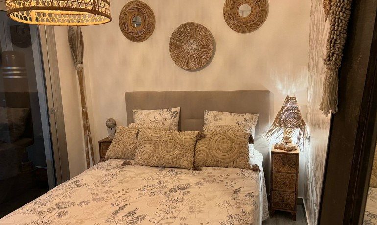 Sale - Villa -
Daya Vieja - Costa Blanca