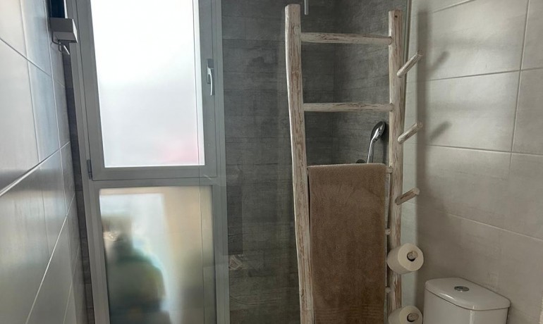 Sale - Villa -
Daya Vieja - Costa Blanca