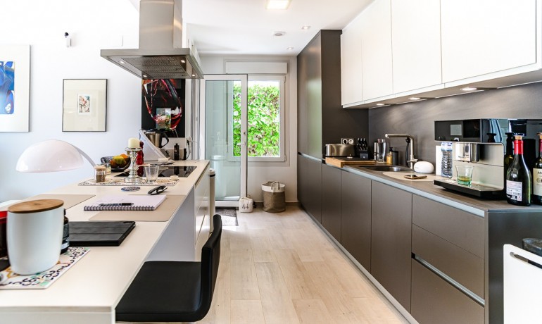 Sale - Villa -
Algorfa* - La Finca Golf