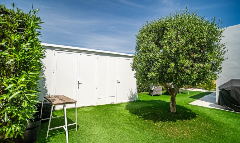 Sale - Villa -
Algorfa* - La Finca Golf