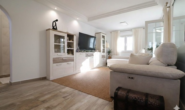 Sale - Villa -
Orihuela Costa - Villamartin