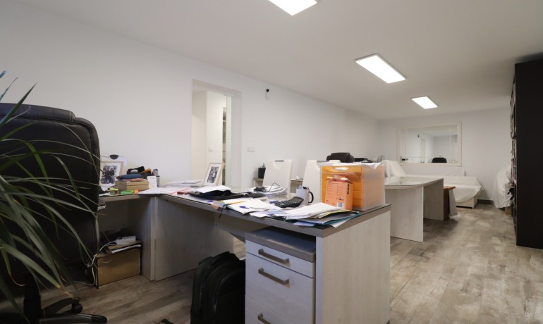 Sale - Villa -
Orihuela Costa - Villamartin