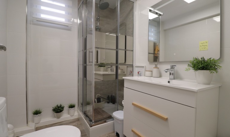 Sale - Villa -
Orihuela Costa - Villamartin