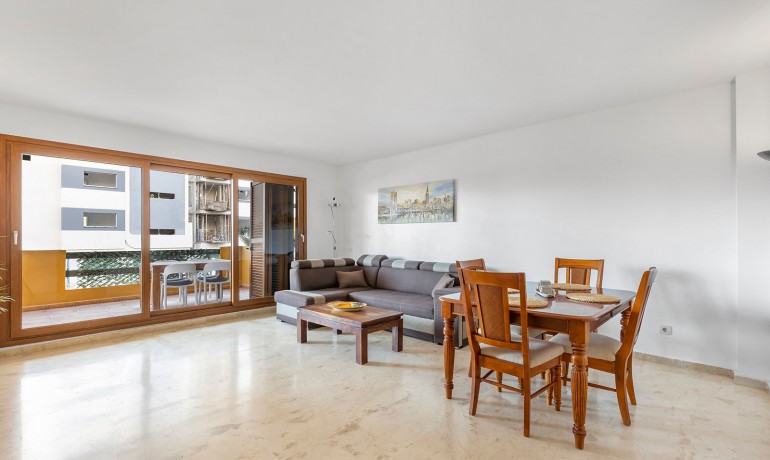 Sale - Apartment / Flat -
Torrevieja - Punta Prima