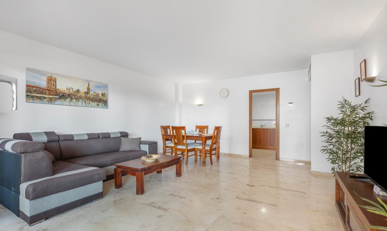 Sale - Apartment / Flat -
Torrevieja - Punta Prima