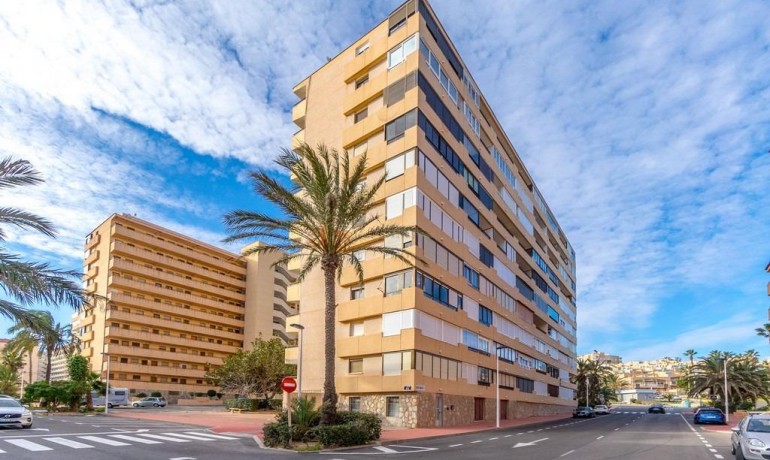 Sale - Apartment / Flat -
Torrevieja* - Cabo cervera