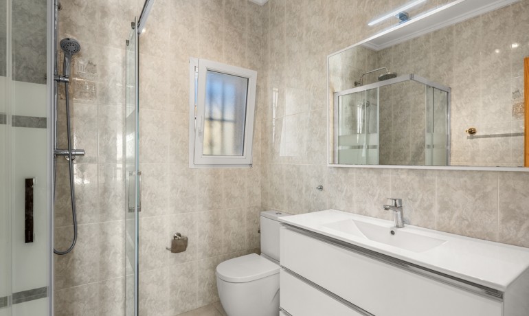 Sale - Villa -
Cuidad Quesada* - Ciudad Quesada - Rojales