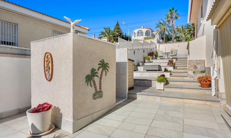 Sale - Villa -
Cuidad Quesada* - Ciudad Quesada - Rojales