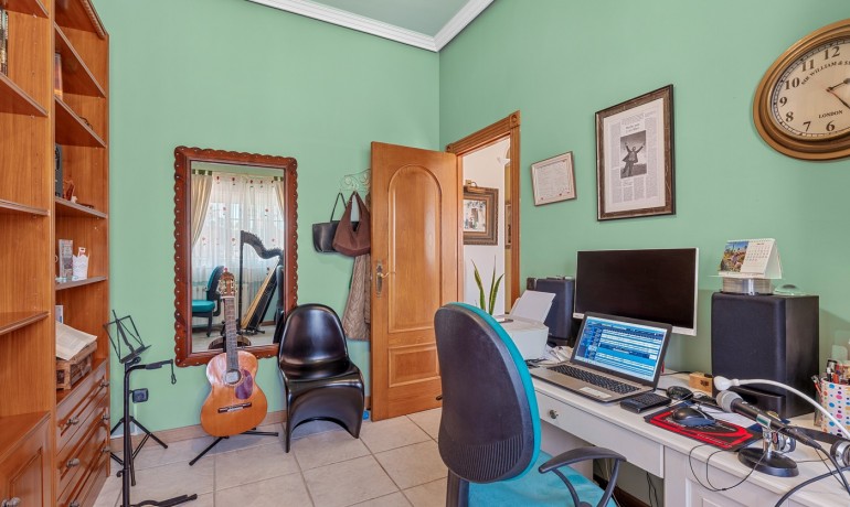 Sale - Villa -
Torrevieja* - La Mata