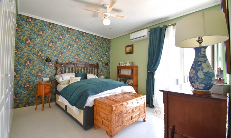 Sale - House -
Orihuela Costa - Playa Flamenca