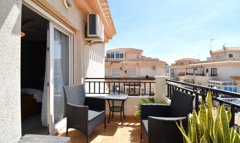 Sale - House -
Orihuela Costa - Playa Flamenca
