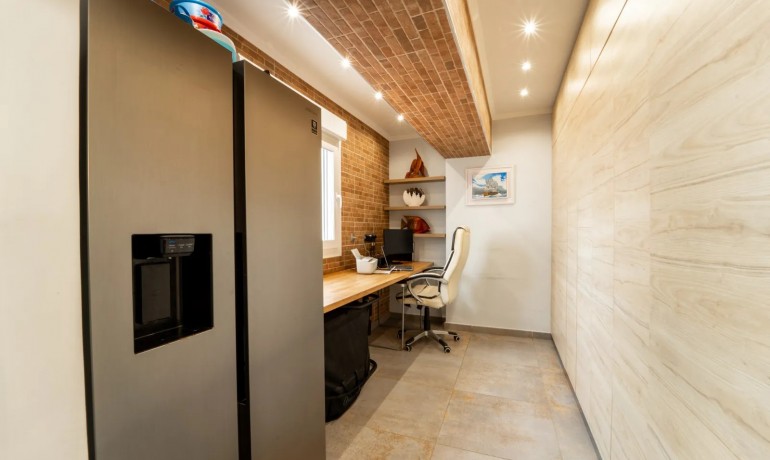 Sale - Apartment / Flat -
Torrevieja - Playa Del Cura