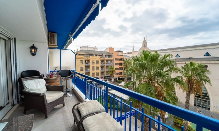 Sale - Apartment / Flat -
Torrevieja - Playa Del Cura