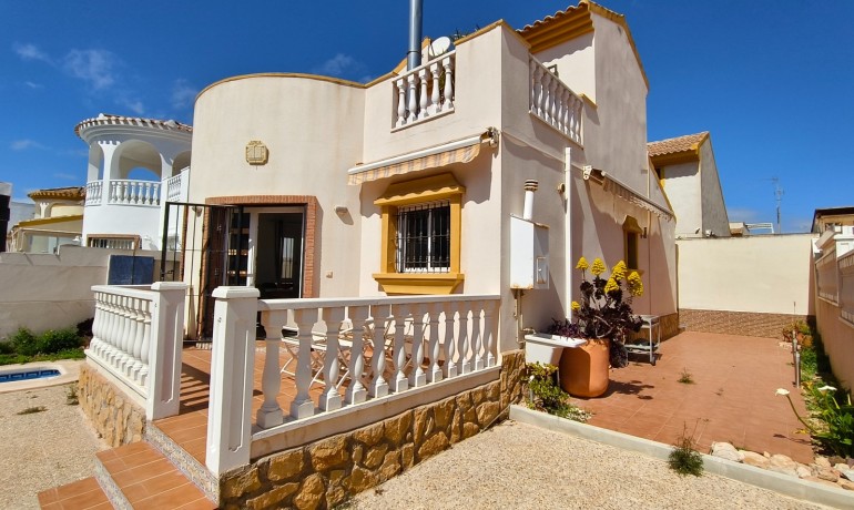 Herverkoop - Villa -
Pilar de la Horadada* - Pilar de la Horedada*