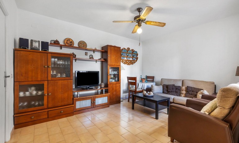 Sale - House -
Torrevieja* - Calas blanca