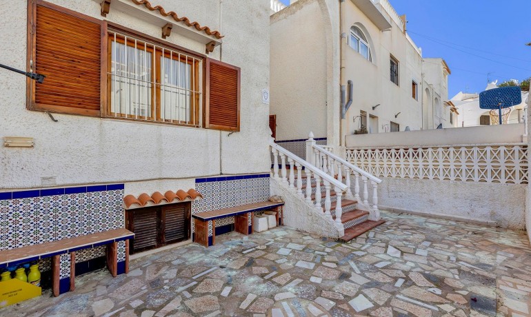 Sale - House -
Torrevieja* - Calas blanca