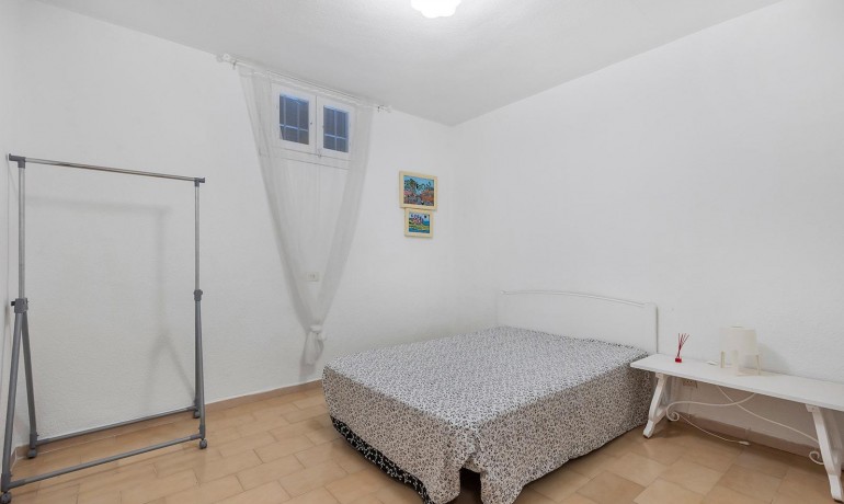 Sale - House -
Torrevieja* - Calas blanca