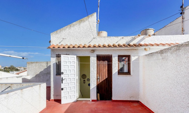 Sale - House -
Torrevieja* - Calas blanca