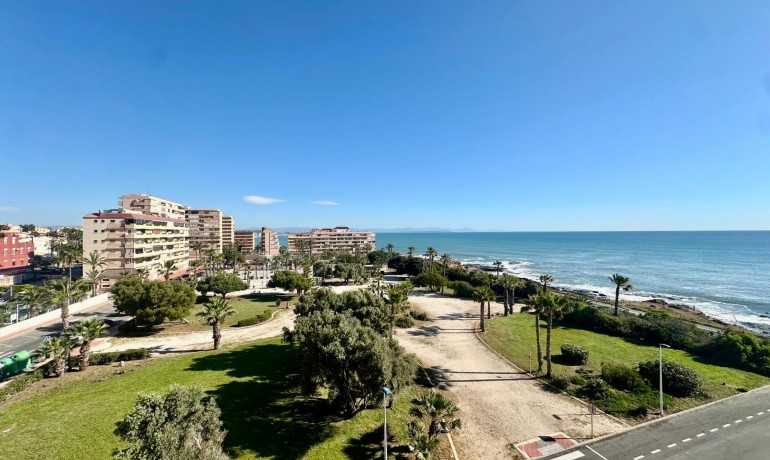 Sale - Apartment / Flat -
Torrevieja* - Cabo cervera