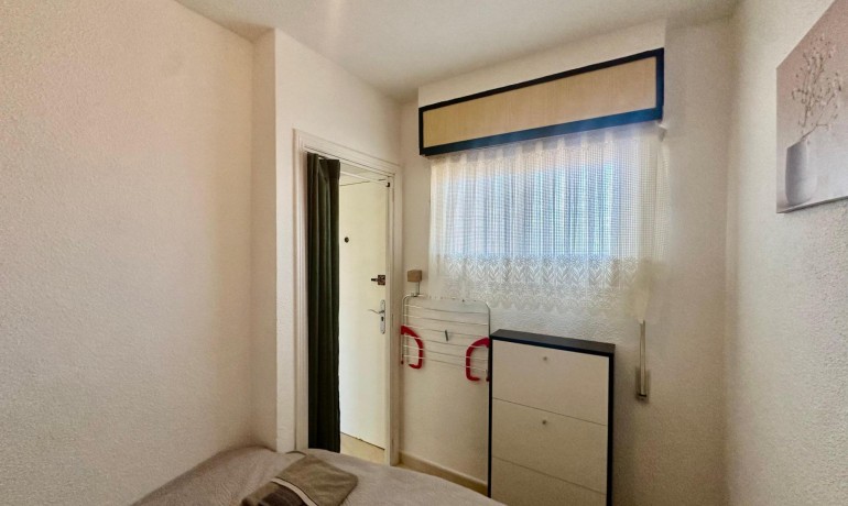 Sale - Apartment / Flat -
Torrevieja* - Cabo cervera