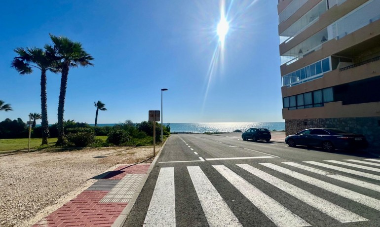 Sale - Apartment / Flat -
Torrevieja* - Cabo cervera
