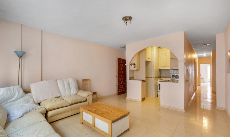 Sale - Apartment / Flat -
Torrevieja* - Centro - Muelle Pesquero
