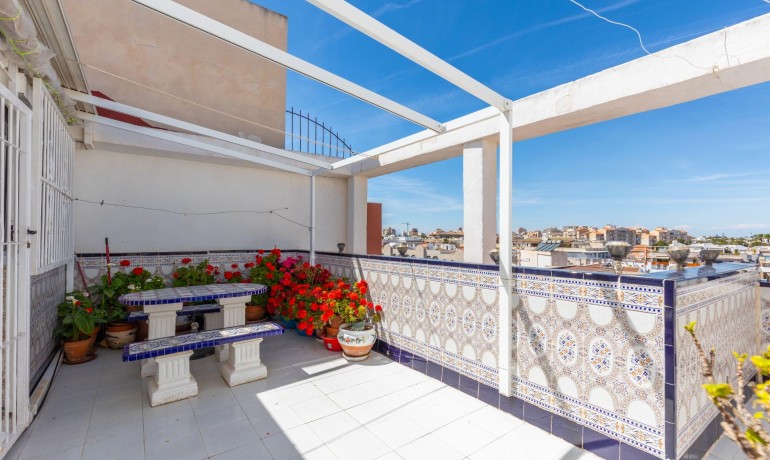 Sale - Apartment / Flat -
Torrevieja* - Playa del cura