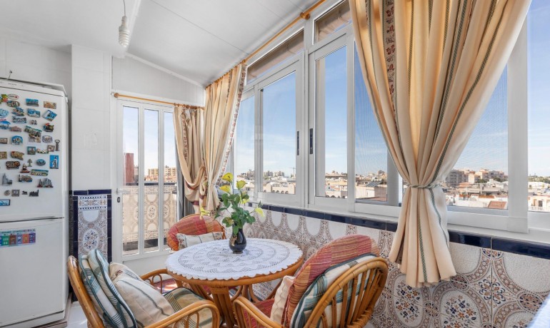 Sale - Apartment / Flat -
Torrevieja* - Playa del cura