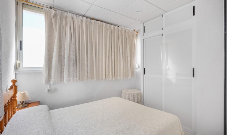 Sale - Apartment / Flat -
Torrevieja* - Playa del cura