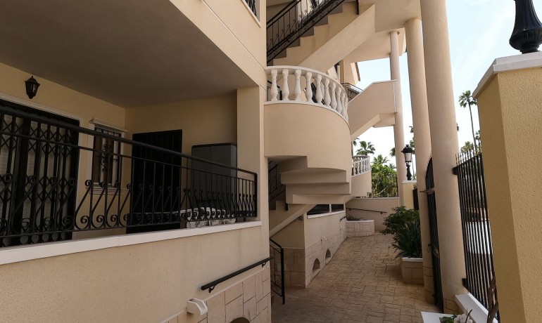 Sale - Apartment / Flat -
Jacarilla - Jacarilla - Town